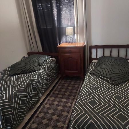 Appartement Meuble Avec Deux Chambres Moulins  Eksteriør bilde