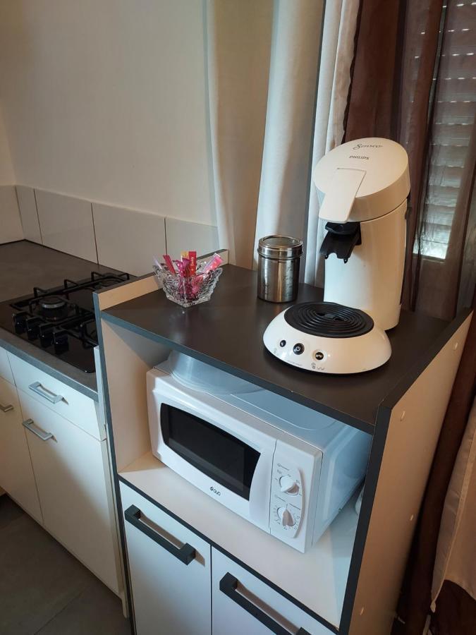 Appartement Meuble Avec Deux Chambres Moulins  Eksteriør bilde